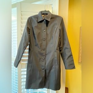 BEAUTIFUL Guess Woman’s Jacket